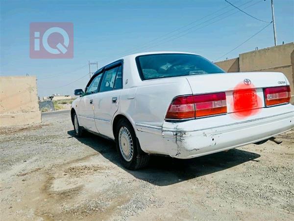 تويوتا كراون 2000 للبيع في العراق - الشنافية